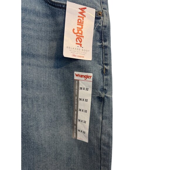 Wrangler NWT 36 x 32 Mens Relaxed Boot Jeans Medium Denim - Picture 7 of 15